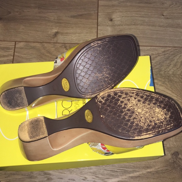 Yellow & Tan floral print buckle sandal wedge - Picture 5 of 5